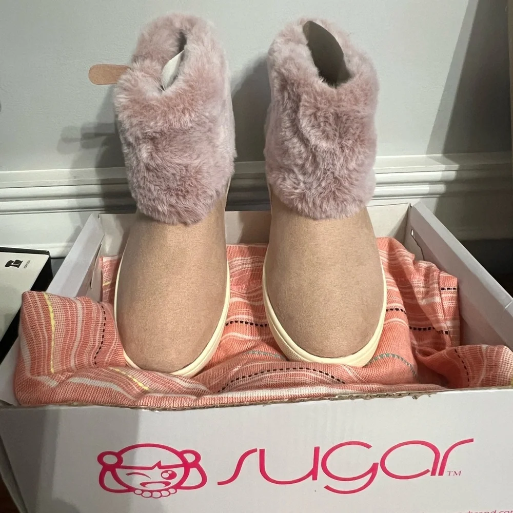 Boots Cozy Pink Fur-Lined Girls Boots